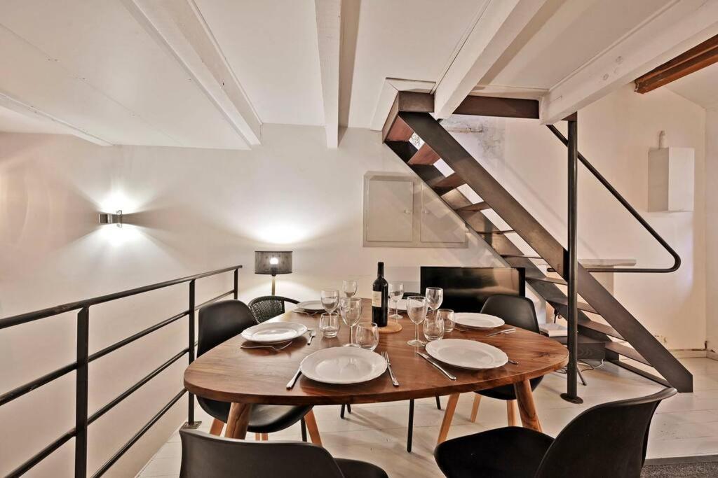 Appartement La Bulle - 3 Min Palais Des Papes - Clim Ac - Wifi